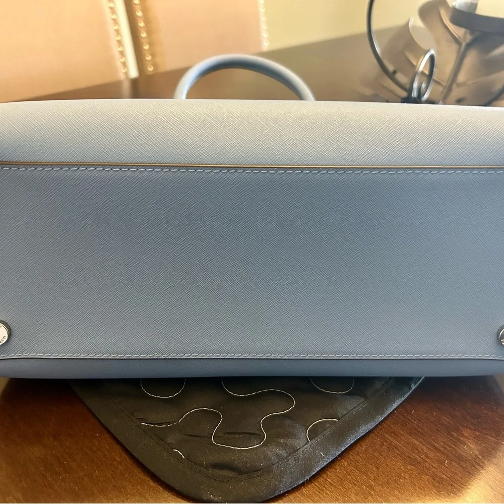 Michael Kors Ciara Large Leather Satchel - Picture 5 of 11